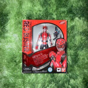 *NEW Tokumei Sentai Go-busters Red Buster SH Figuarts